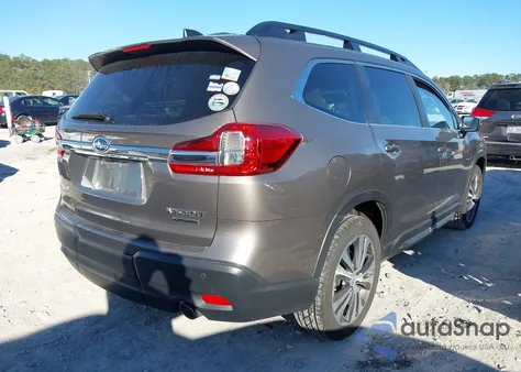 2022 Subaru Ascent Limited z USA, uszkodzony, nr VIN 4S4WMAKD8N3429294
